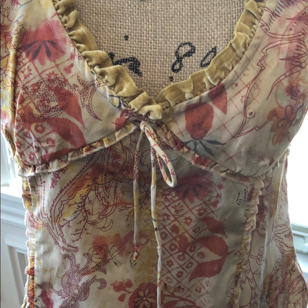 Floral sleeveless blouse - Picture 5 of 8